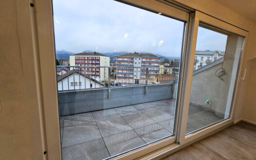 Bulle – Magnifique appartement à louer sous les combles