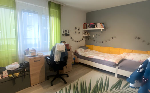 La tour de Trême – Charmante renovierte 3.5 Zimmerwohnung zu vermieten