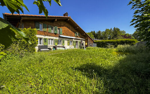 Maison villageoise au cœur de Gumefens – Beau potentiel sur 830 m²